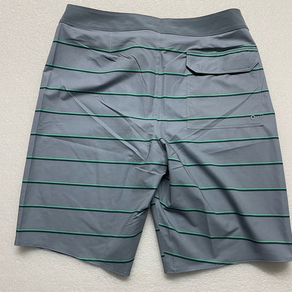 Men's PATAGONIA Stretch Hydropeak Boardshorts 21"- Sz 30 & 32 Blue Stripped $79 - Picture 5 of 10